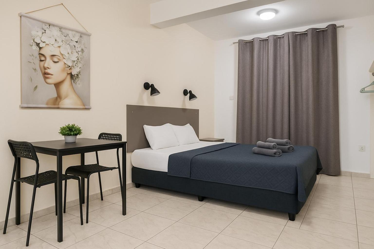 Summer's Apart Otel Aya Napa
